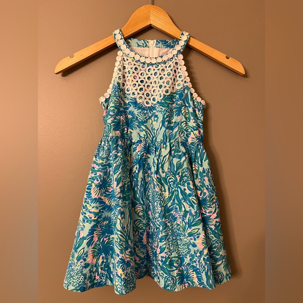 Lilly Pulitzer Girls Kinley Dress in Coral of the Story EUC!!!